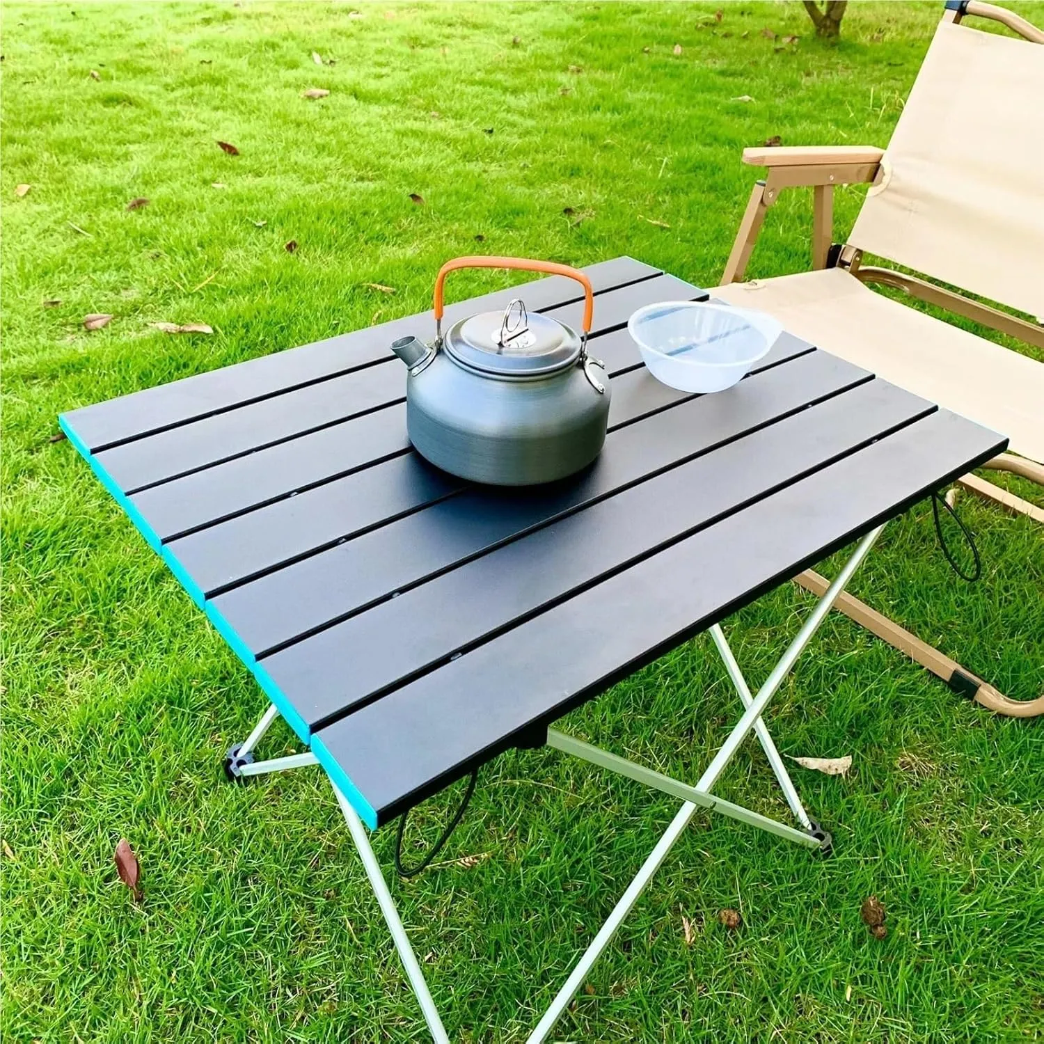 Camping Table Ultralight Portable Folding Camping Table Foldable Outdoor Dinner Desk High Strength Aluminum Alloy for Garden Party Picnic Beach Picnic(Size M)