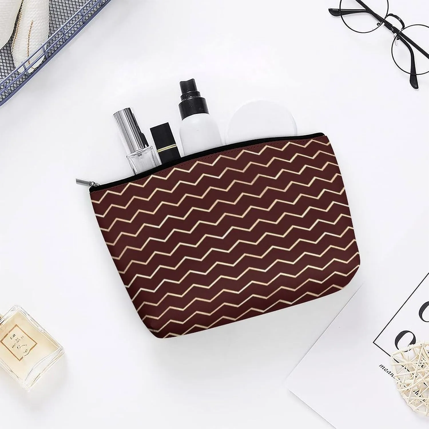 Elegant Makeup Bag, Chevron Stripes Lines Gold Metallic Burgundy Maroon Cosmetic Bag Large Capacity Pouch Portable Organizer for Men & Women