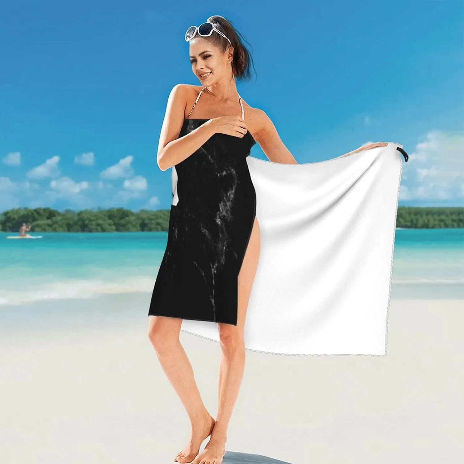 Horse Show Jumping Beach Towel Microfiber Quick Drying Absorbent Bath Towel for Beaches, Camping, Travel 27.5"x55"
