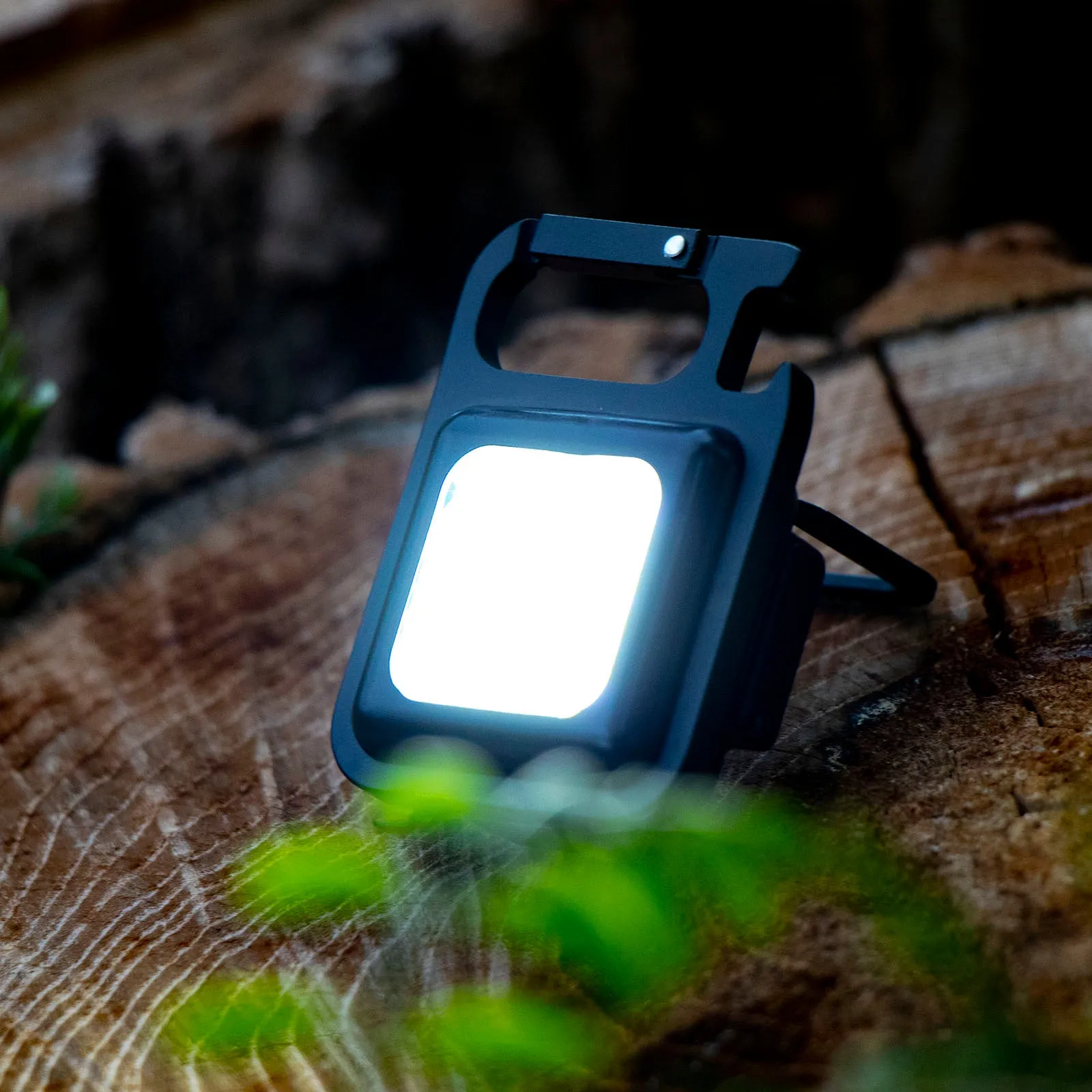 LitezAll Rechargeable 300 Lumen Kompanion 4-Pack Gift Box