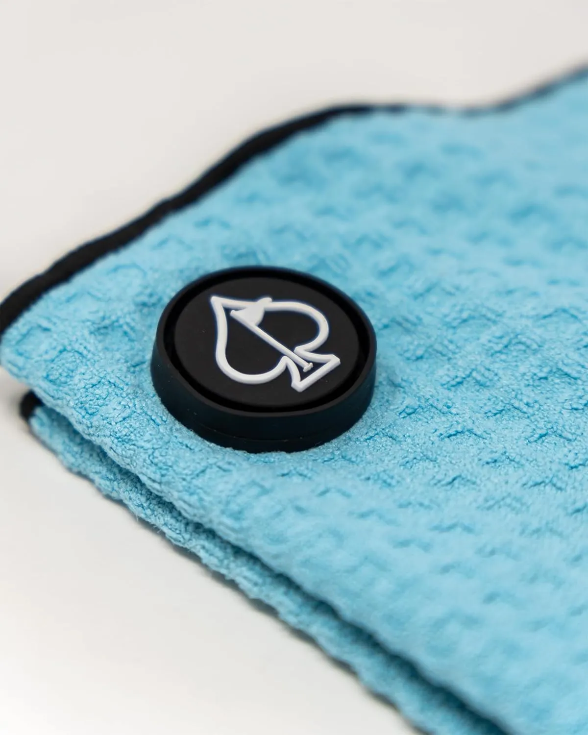 Pins & Aces Magnetic Premium Tour Towel - Lightweight and Absorbant Microfiber - Rubberized Magnet for Golf Carts or Golf Clubs - Won't Damage Clubs. 39" L x 15" W Golfing Gear (Sky Blue)