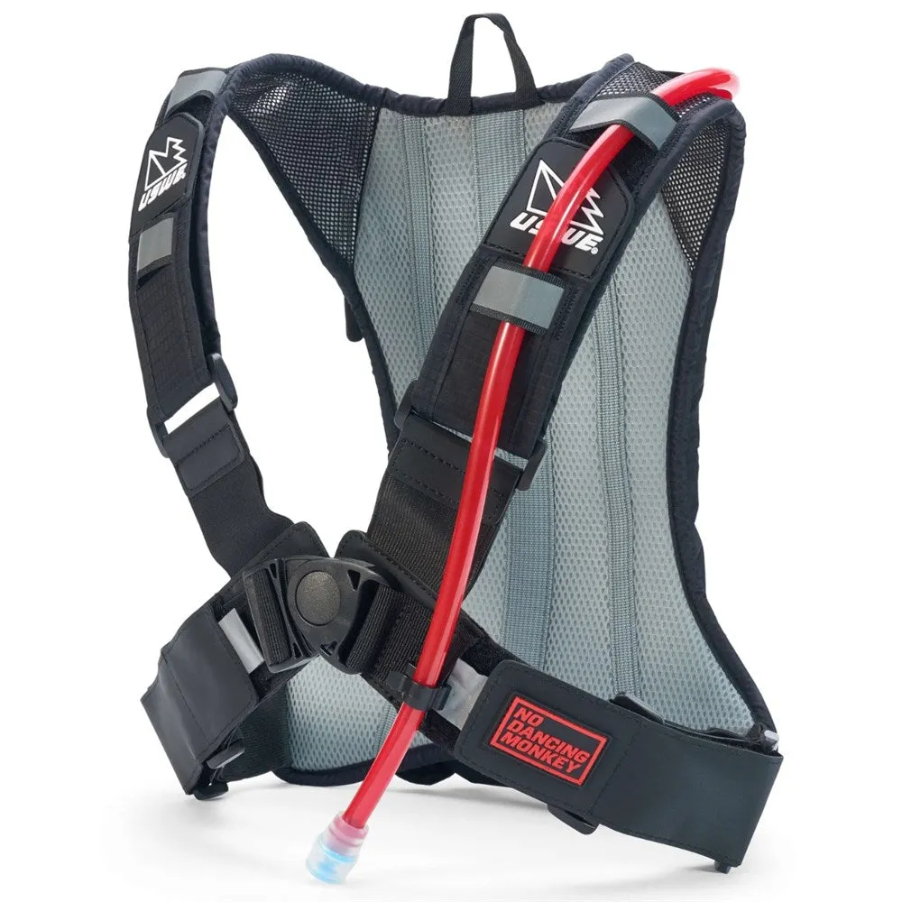 USWE Outlander 3L Hydration Pack - 3L Pack - 1.5L Bladder - Carbon Black