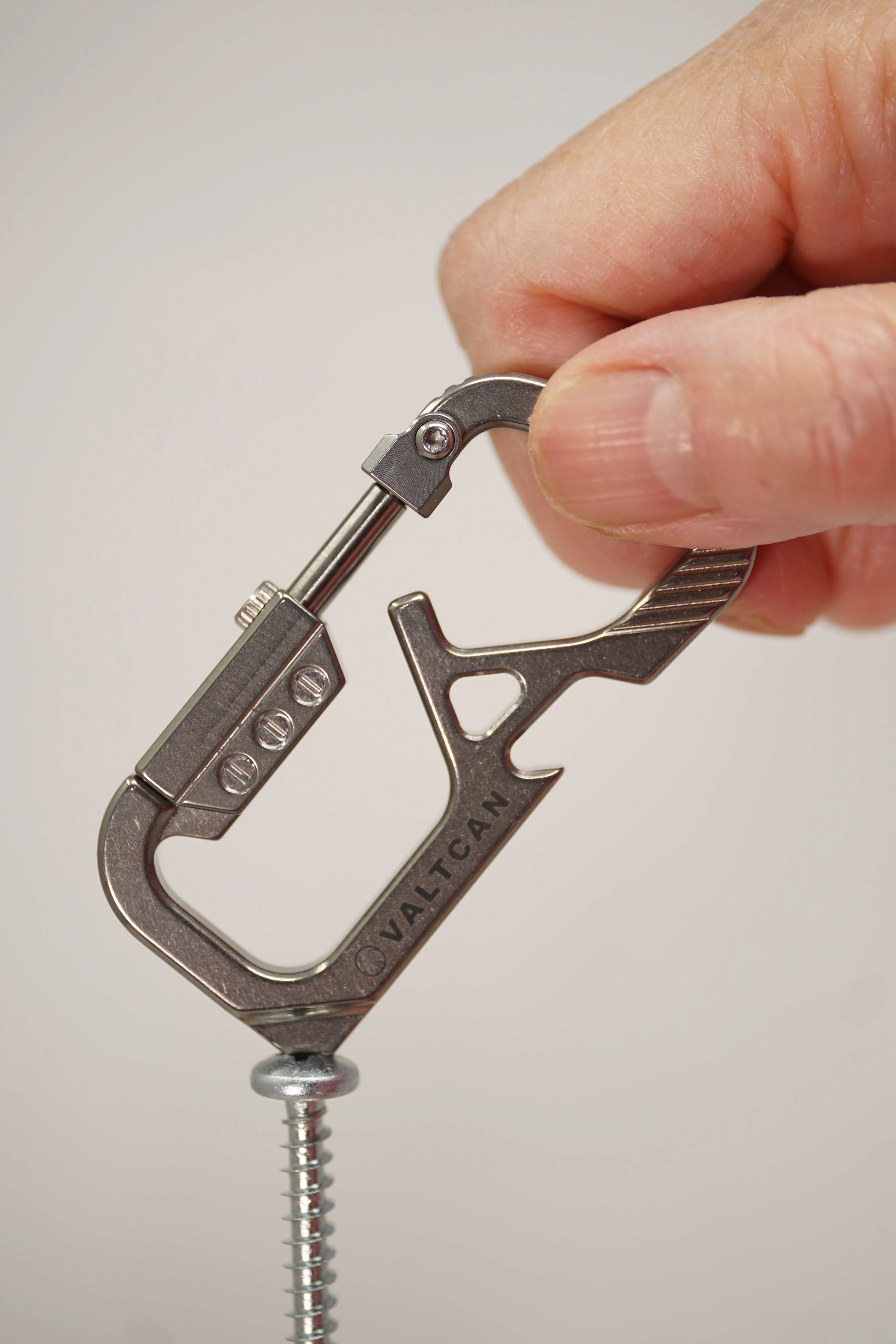 Valtcan Titanium Bolt Carabiner Key Chain Holder CyberCarabiner 24g