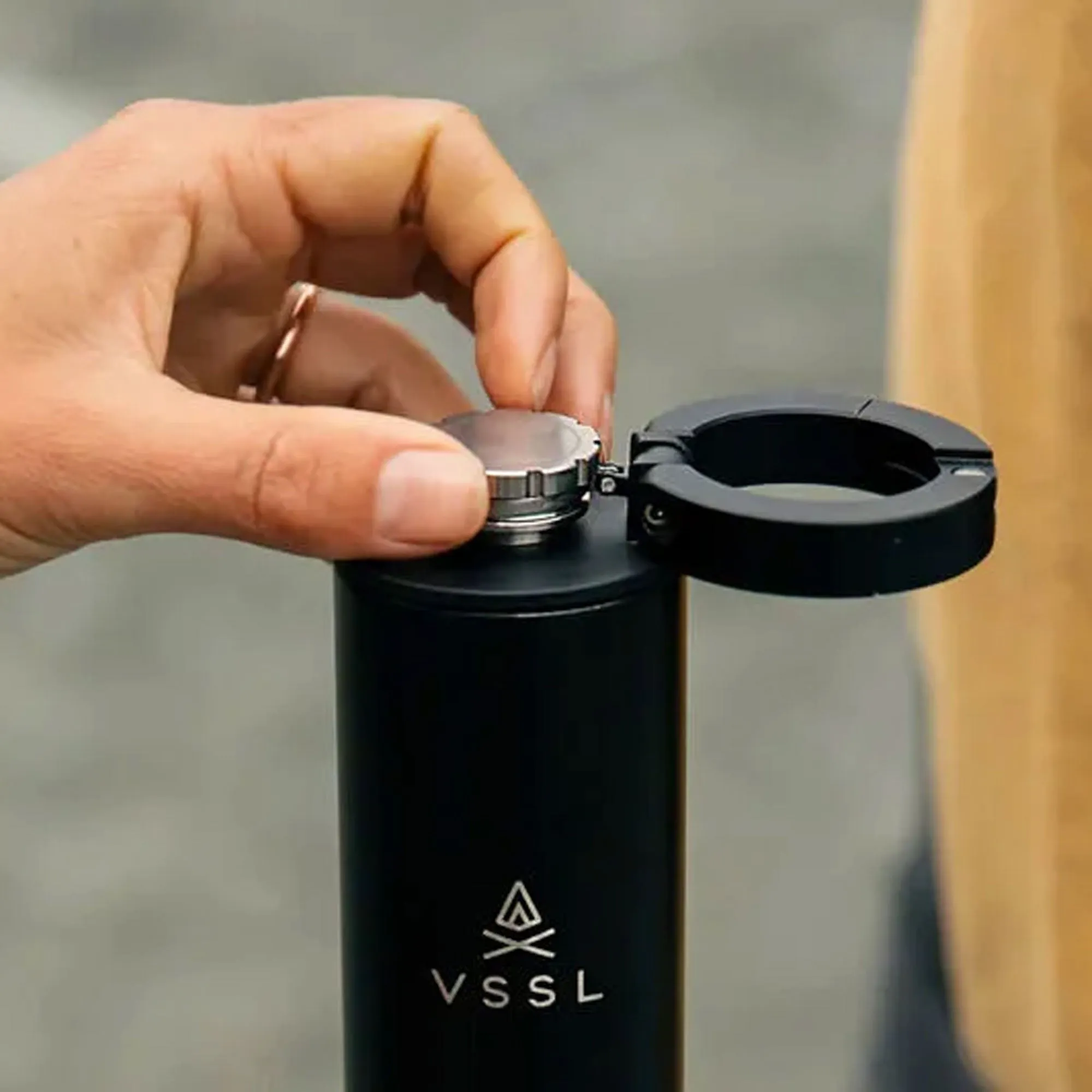 VSSL Insulated Flask   Speaker